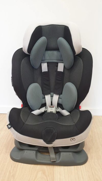Лот: 20912842. Фото: 1. Автокресло Ailebebe Carmate Swing... Детские автокресла