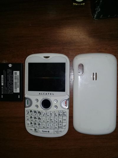 Лот: 19262221. Фото: 1. Сотовый Alcatel ot-802. Кнопочные мобильные телефоны