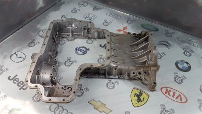 Лот: 23591674. Фото: 1. Поддон Audi A8 ABZ 077103603J. Двигатель и элементы двигателя