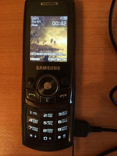 Лот: 4499179. Фото: 1. телефон samsung SGH-J700. Кнопочные мобильные телефоны