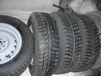 Лот: 3635033. Фото: 1. Кама ирбис шипы. Шины на дисках