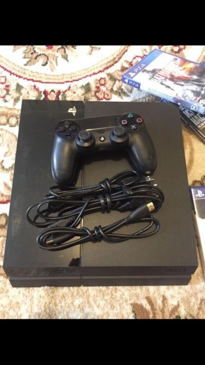 Лот: 9683922. Фото: 1. PS4. Игровые приставки, консоли
