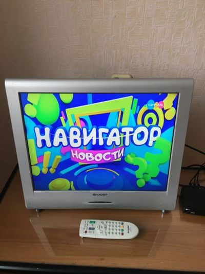 Лот: 17139668. Фото: 1. маленький жк телевизор Sharp LC-20SH1E. Телевизоры