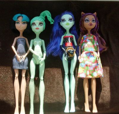 Лот: 11056439. Фото: 1. Четыре куклы Monster High. Куклы и аксессуары