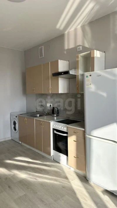 Лот: 25722157. Фото: 1. 2-комн. квартира , Красноярск... Квартиры, студии