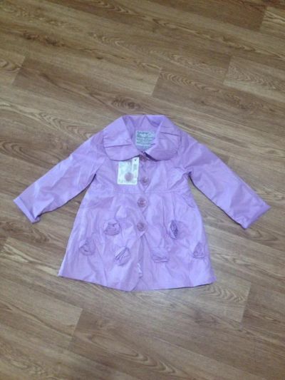 Лот: 8155741. Фото: 1. Плащ детский новый. Верхняя одежда