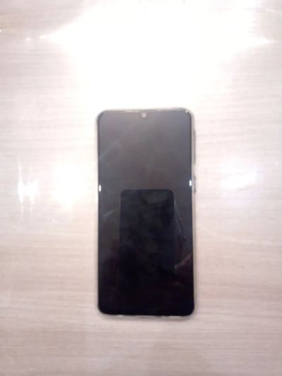 Лот: 23565943. Фото: 1. Смартфон Samsung Galaxy A40. Смартфоны