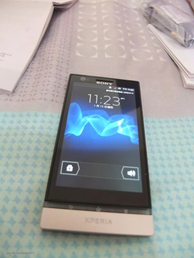 Лот: 3966208. Фото: 1. Sony Xperia P. Смартфоны