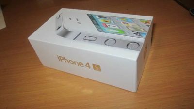 Лот: 4911878. Фото: 1. Коробка от iphone 4s 16gb white... Другое (смартфоны, связь, навигация)