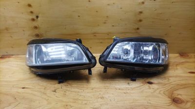 Лот: 18997250. Фото: 1. Фара Subaru Traviq GF Z22SE 2002... Оптика и освещение