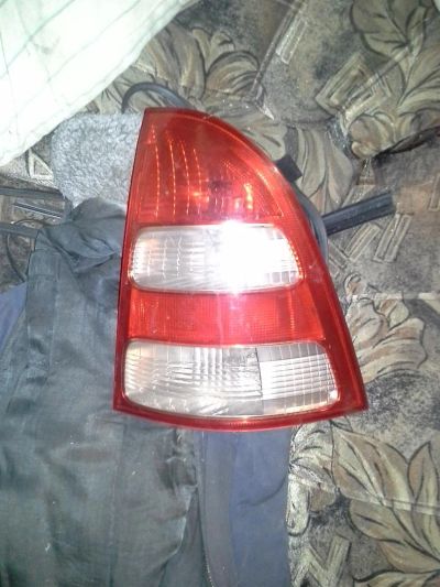 Лот: 3304193. Фото: 1. фара задняя правая Toyota Corolla... Оптика и освещение
