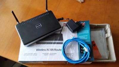 Лот: 8623697. Фото: 1. Роутер wi-fi D-link Wireless N300... Маршрутизаторы (роутеры)