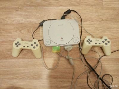 Лот: 8995751. Фото: 1. Приставка Sony PlayStation One... Игровые приставки, консоли