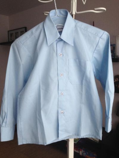 Лот: 2322026. Фото: 1. Рубашка голубая новая размер 104. Рубашки, блузки, водолазки