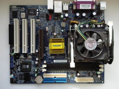 Лот: 3815187. Фото: 1. Материнская плата Foxconn PC661M04-MX. Материнские платы