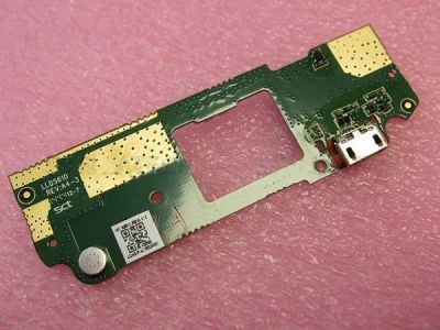 Лот: 8632577. Фото: 1. Шлейф HTC Desire 620G Плата на... Шлейфы, разъёмы