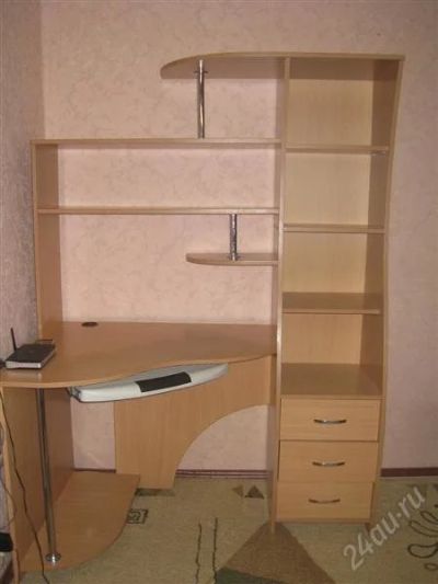 Лот: 2760101. Фото: 1. Компьютерный стол. Стойки и тумбы для аппаратуры