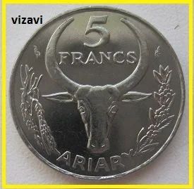 Лот: 16750458. Фото: 1. Мадагаскар 5 франков 1989 (9). Африка