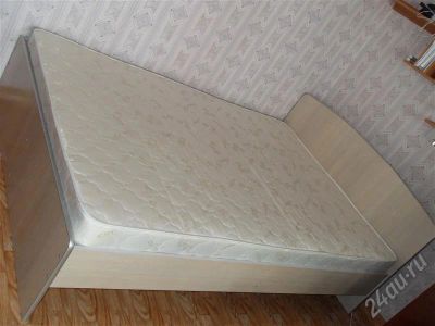 Лот: 357363. Фото: 1. кровать двуспальная с матрасом... Кровати