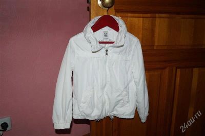 Лот: 2645880. Фото: 1. Красивая ветровочка ZARA. Верхняя одежда