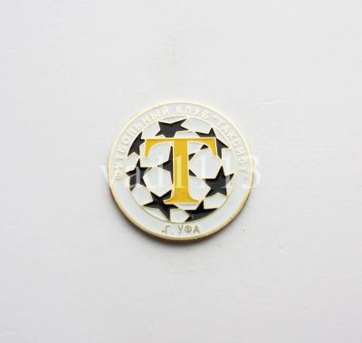 Лот: 11011053. Фото: 1. Футбол-значок ФК Таксист Уфа Башкортостан. Сувенирные