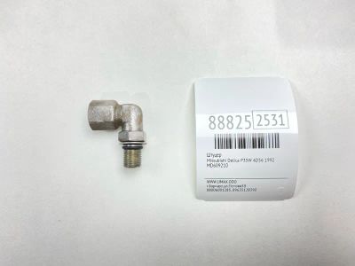 Лот: 23232743. Фото: 1. Штуцер Mitsubishi Delica 1992... Двигатель и элементы двигателя