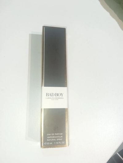 Лот: 25778371. Фото: 1. Carolina Herrera Bad boy. Мужская парфюмерия