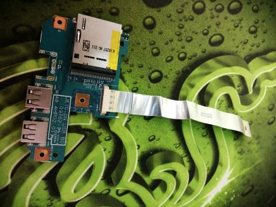 Лот: 18599069. Фото: 1. Плата разъемов USB, CD со шлейфом... Шлейфы, кабели, переходники