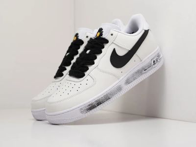 Лот: 18658660. Фото: 1. Кроссовки Nike Air Force 1 Low. Кеды, кроссовки, слипоны
