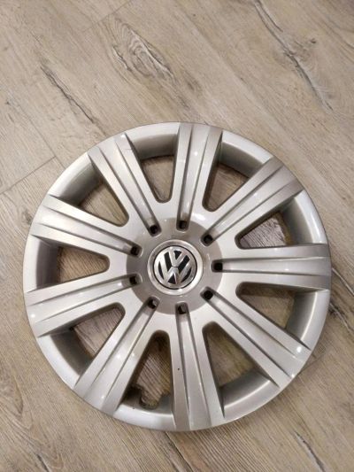 Лот: 10620337. Фото: 1. Колпак на Volkswagen радиус R... Колпаки