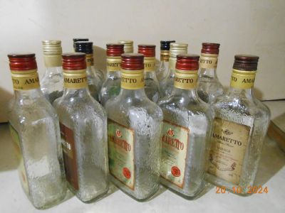 Лот: 22570362. Фото: 1. Стеклянная бутылка "Амаретто... Тара, измерительные приборы и сопутствующие товары