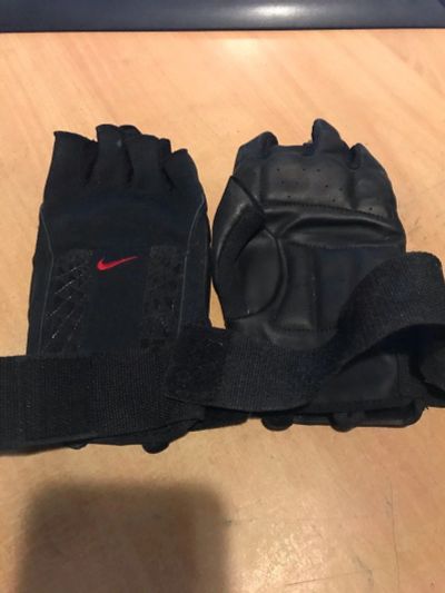 Лот: 16383521. Фото: 1. перчатки велосипедные Nike. Перчатки