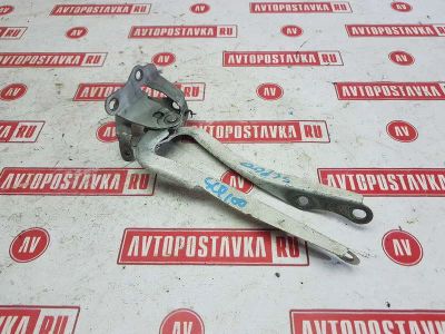 Лот: 20895935. Фото: 1. Петля капота Toyota Ractis SCP100... Кузов