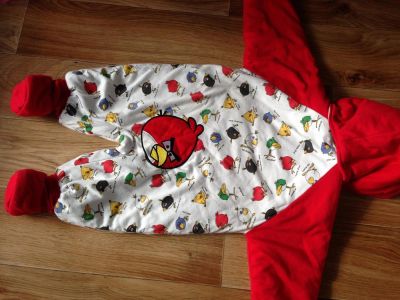 Лот: 4557969. Фото: 1. комбенизон angry birds от 60 до... Верхняя одежда