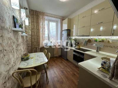 Лот: 24557742. Фото: 1. Продам 3-комн. кв. 76.4 кв.м... Квартиры, студии