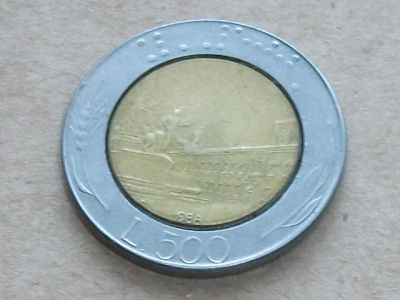 Лот: 7716388. Фото: 1. Монета 500 лир Италия 1988 Архитектура... Европа