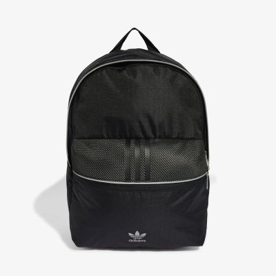 Лот: 23995413. Фото: 1. Рюкзак Adidas, Черный. Другое (одежда, обувь, галантерея)