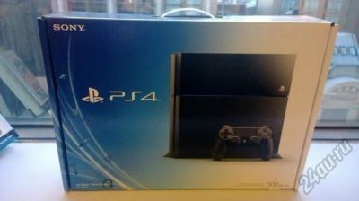 Лот: 5159978. Фото: 1. PS 4 новая(гарантия до февраля... Игровые приставки, консоли