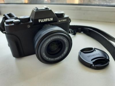 Лот: 18078058. Фото: 1. Fujifilm xt-100. Цифровые беззеркальные со сменной оптикой