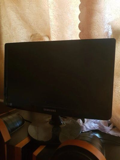 Лот: 14578102. Фото: 1. монитор samsung s19a100n. ЖК-мониторы