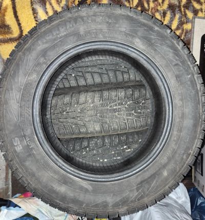 Лот: 25776558. Фото: 1. Покрышки. Шины