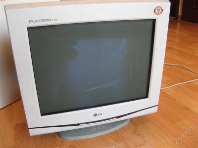 Лот: 2704935. Фото: 1. Продам монитор LG Flatron F700В. ЭЛТ-мониторы