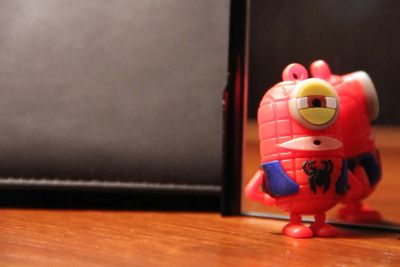 Лот: 5984431. Фото: 1. Флешка Миньон-Человек паук 8Gb. USB-флеш карты
