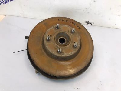 Лот: 21705645. Фото: 1. поворотный кулак Honda Civic 4D... Двигатель и элементы двигателя