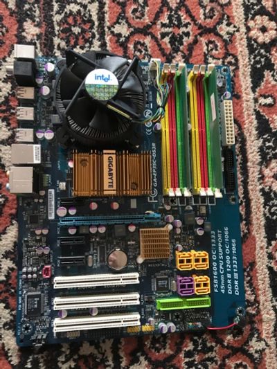 Лот: 16770537. Фото: 1. Материнская плата Gigabyte GA-EP35C-DS3R. Материнские платы