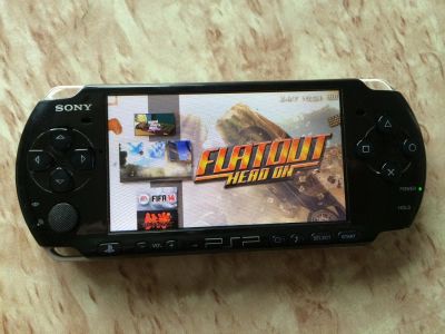 Лот: 4323406. Фото: 1. продам psp slim 3008 консоль прошитая... Игровые приставки, консоли