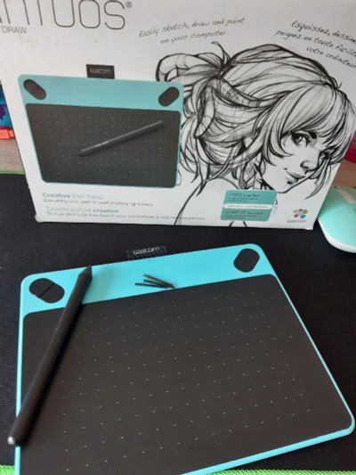 Лот: 17463691. Фото: 1. Графический планшет Wacom Intuos... Планшеты