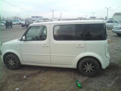Лот: 1003896. Фото: 1. Nissan Cube. Автомобили