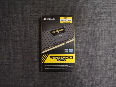 Лот: 14933737. Фото: 1. Оперативная память Corsair Vengeance... Оперативная память