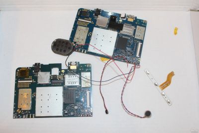 Лот: 15510957. Фото: 1. Две платы Dexp ursus ns210. Запчасти для планшетов